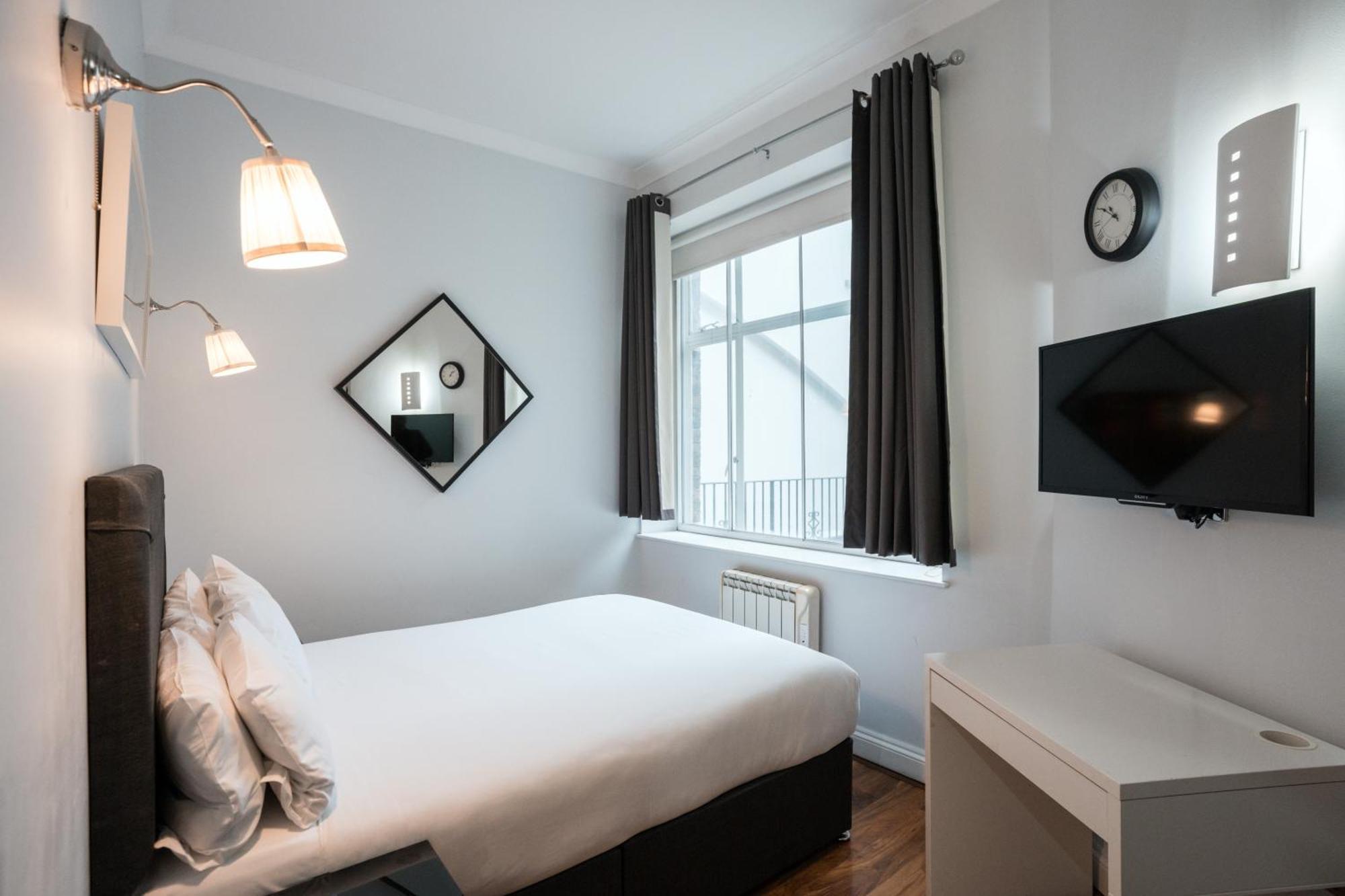 Cosy Double Room
